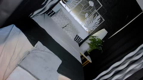 Valerie online show from January 2025 12:54:01 PM