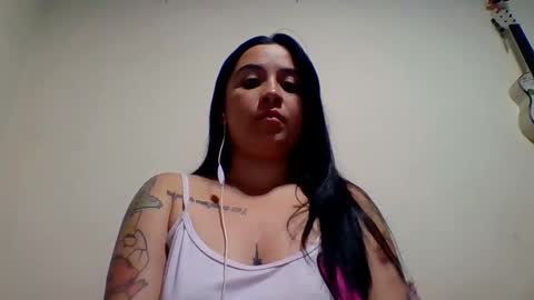 Snapshot of valeriesaenz1 chatting on February 2025 03:35:01 AM online show from February 2025 03:35:01 AM