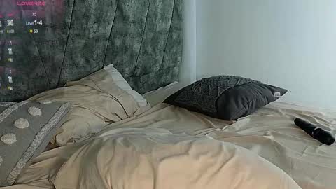 valerigallardo online show from October 2025 09:05:02 PM