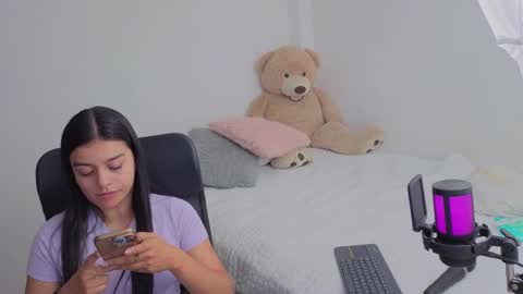 Juli C online show from February 2026 12:48:02 AM