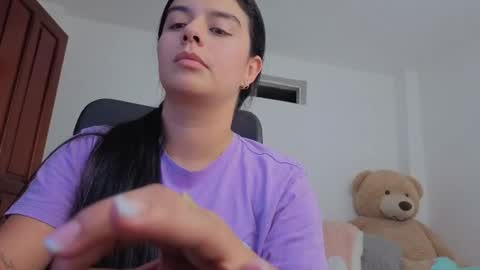 valerihouse_ online show from May 2026 12:52:01 AM