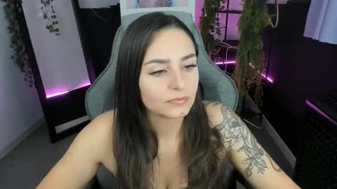 Valerie online show from October 2025 01:09:01 AM