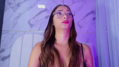 Snapshot of valery_97 chatting on June 2026 03:09:02 AM Valeryn online show from June 2026 03:09:02 AM