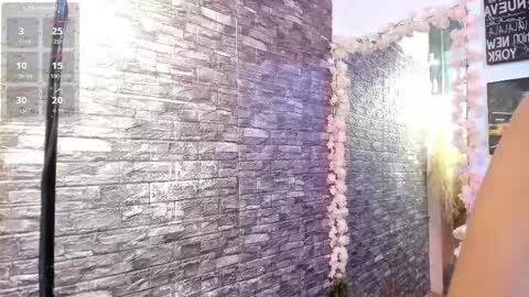 valery__69 online show from October 2025 12:50:01 PM