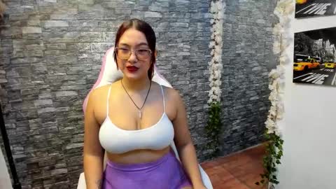 valery__69 online show from November 2025 12:48:02 PM