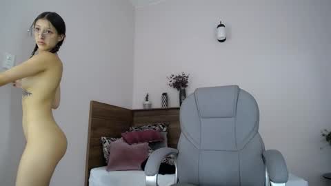 Snapshot of valery_aranch1 chatting on October 2025 07:54:02 PM valery aranch1 online show from October 2025 07:54:02 PM