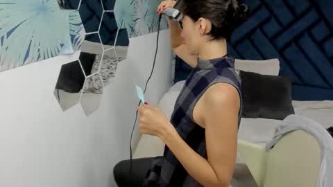 Snapshot of valery_more__ chatting on October 2025 12:46:02 PM VALERY MORE online show from October 2025 12:46:02 PM