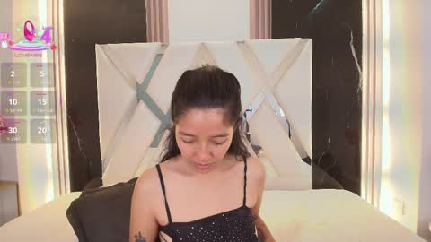 Val online show from February 2025 03:05:01 PM