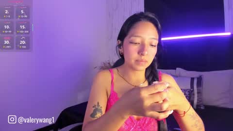 Val online show from September 2025 12:05:02 PM