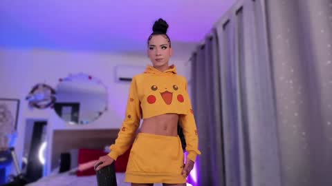 Snapshot of valery_yepes_ chatting on December 2024 12:08:02 PM Valery online show from December 2024 12:08:02 PM