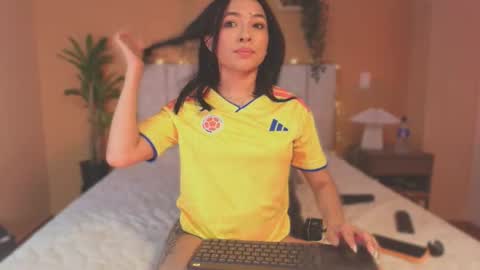 Snapshot of valerycolins chatting on June 2026 05:50:02 AM call me Maria online show from June 2026 05:50:02 AM