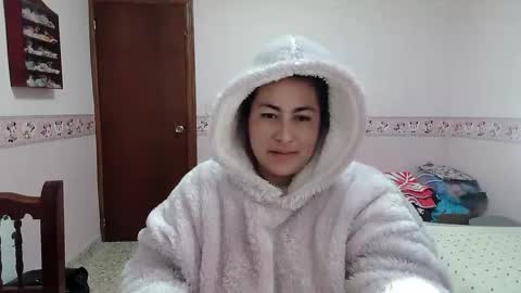 Valeria online show from November 2025 12:33:01 AM