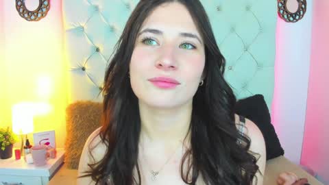 Snapshot of valeryfoxt chatting on January 2025 05:04:02 AM valery online show from January 2025 05:04:02 AM