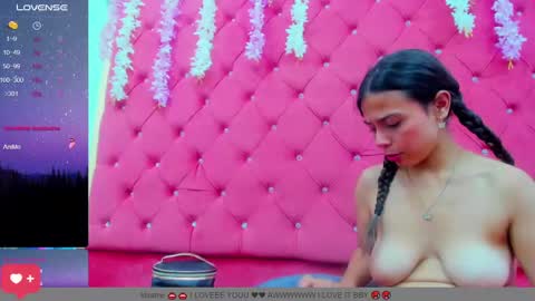Snapshot of valerysweety__ chatting on February 2025 11:49:01 AM ValerySweety online show from February 2025 11:49:01 AM