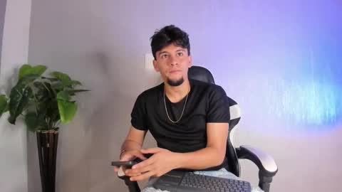 Valentino online show from March 2026 12:09:01 PM