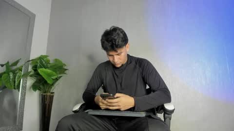 Valentino online show from April 2026 07:47:02 PM