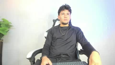 Valentino online show from April 2026 07:36:01 PM