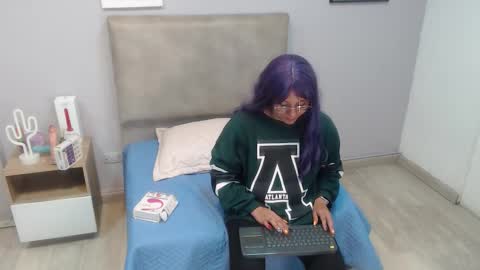 valevicious online show from October 2025 05:43:01 PM