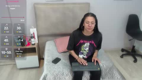 valevicious online show from November 2025 01:25:02 PM