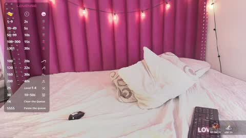 Valkiria moore  online show from December 2024 09:17:02 PM