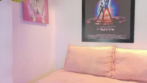 Valkiria moore  online show from May 2026 12:41:02 AM