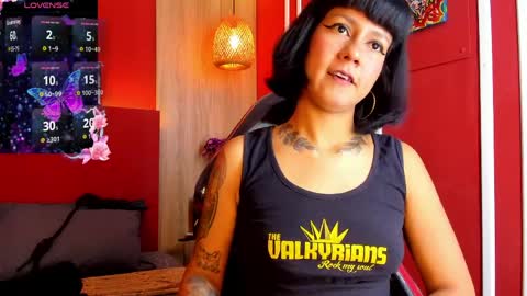 Valki  online show from March 2026 02:18:01 PM