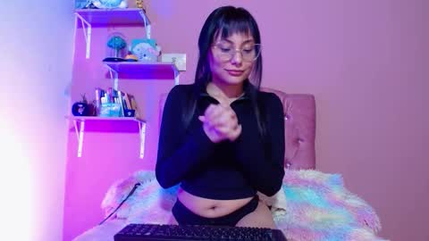 valkiry_ online show from January 2026 09:52:02 PM