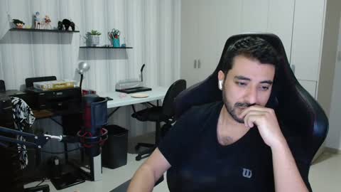 Snapshot of vallartamexi chatting on October 2025 12:19:02 AM Roberto Carlos online show from October 2025 12:19:02 AM