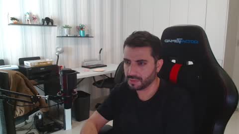 Snapshot of vallartamexi chatting on October 2025 08:39:01 PM Roberto Carlos online show from October 2025 08:39:01 PM