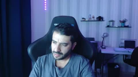 Snapshot of vallartamexi chatting on October 2025 12:00:01 AM Roberto Carlos online show from October 2025 12:00:01 AM