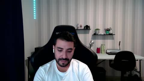 Snapshot of vallartamexi chatting on October 2025 01:06:01 AM Roberto Carlos online show from October 2025 01:06:01 AM