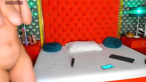 Snapshot of valleriejonnes chatting on June 2026 04:45:01 AM Valerie Val V online show from June 2026 04:45:01 AM