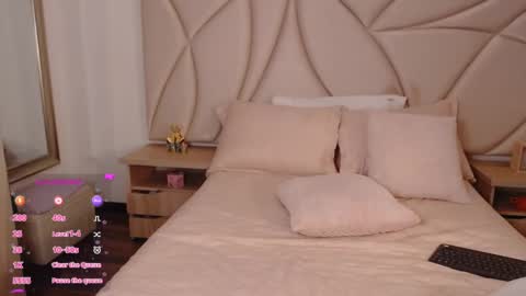 Vallery online show from December 2024 04:58:01 PM