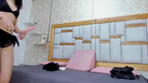 vallolet online show from September 2025 11:54:02 AM