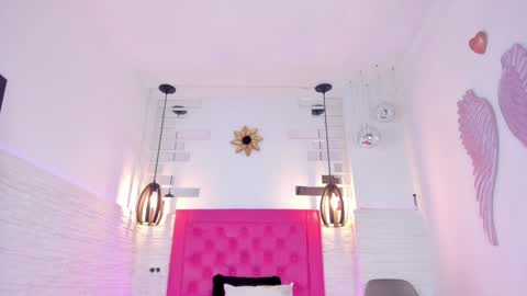 Vallolet Peach  online show from January 2025 11:35:01 AM