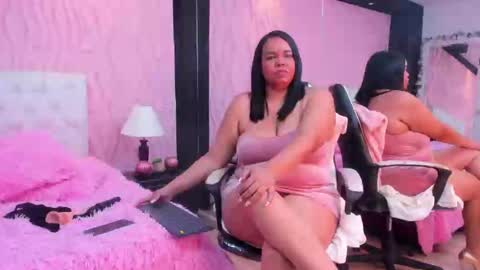 Snapshot of valrery_roussex chatting on March 2025 10:10:02 PM Valery online show from March 2025 10:10:02 PM