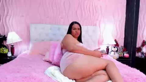 Snapshot of valrery_roussex chatting on March 2025 07:05:02 PM Valery online show from March 2025 07:05:02 PM