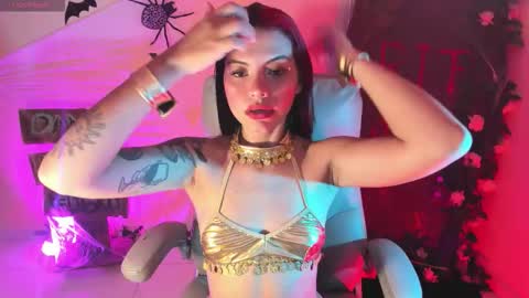 Snapshot of valu_57 chatting on October 2025 08:52:01 PM Valu online show from October 2025 08:52:01 PM