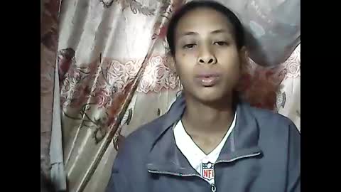 Snapshot of valysexyhot chatting on May 2026 07:04:01 AM valysexyhot online show from May 2026 07:04:01 AM