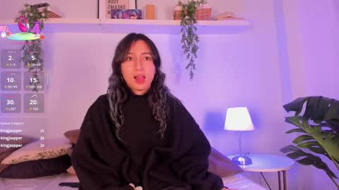 vamp  online show from October 2025 07:55:01 PM