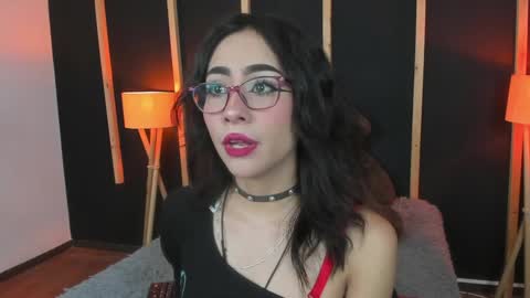 Snapshot of vampy_dolll chatting on January 2025 01:03:02 PM vampy_dolll online show from January 2025 01:03:02 PM