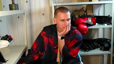 Vance online show from January 2025 12:52:01 PM