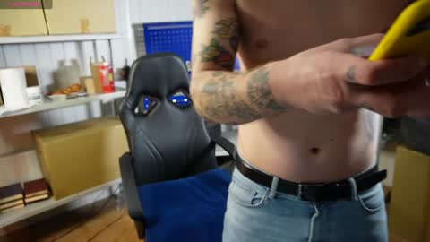 Vance online show from February 2025 06:56:02 AM