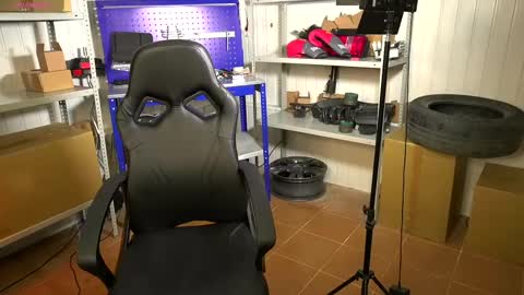 Vance online show from February 2025 06:43:02 AM