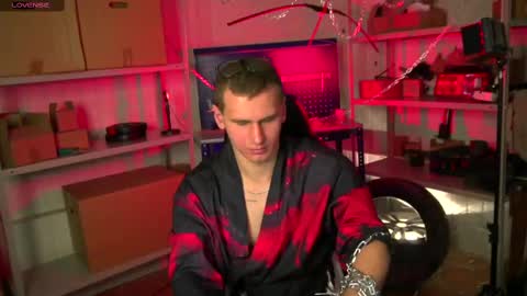 Vance online show from February 2025 10:37:02 AM