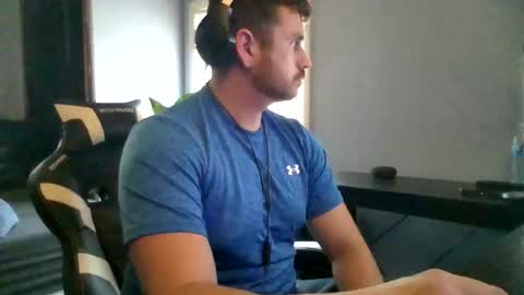 Vandal2021 online show from November 2025 05:49:01 PM