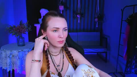 Vanda online show from February 2025 10:08:02 AM