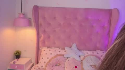 vanelope_evans_ online show from December 2025 01:06:01 PM