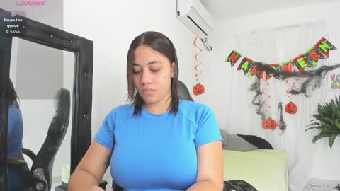 Snapshot of vanelope_smith chatting on October 2025 11:38:02 PM vanelope_smith online show from October 2025 11:38:02 PM