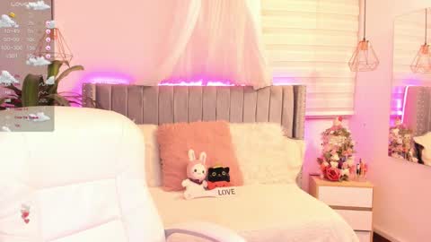 Snapshot of vanesa_moon_ chatting on December 2024 11:50:02 PM vanesa_moon_ online show from December 2024 11:50:02 PM